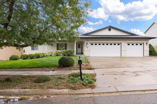 3220 Petalina Ct, Pueblo, CO 81005 - Photo 4