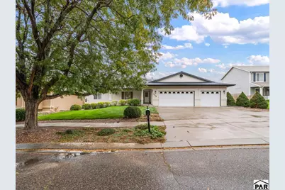 3220 Petalina Court, Pueblo, CO 81005 - Photo 2