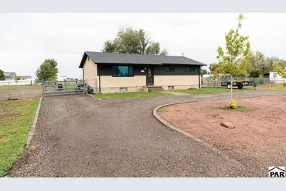 1010 36 1/2 Ln, Pueblo, CO 81006 - Photo 2
