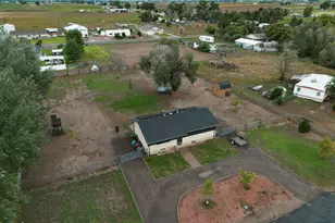 1010 36 1/2 Ln, Pueblo, CO 81006 - Photo 4