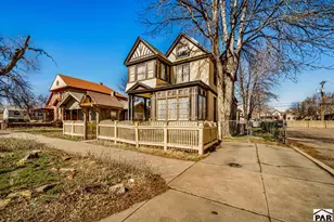 417 W 11th St, Pueblo, CO 81003 - Photo 40