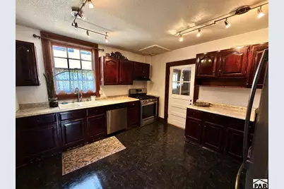 417 W 11th St, Pueblo, CO 81003 - Photo 12