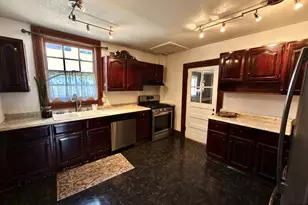 417 W 11th St, Pueblo, CO 81003 - Photo 12