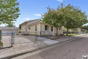 2704 E 9th St, Pueblo, CO 81001 - Photo 2