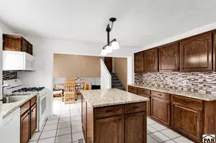2704 E 9th St, Pueblo, CO 81001 - Photo 16