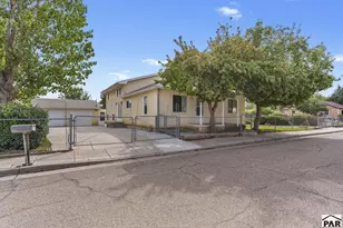 2704 E 9th St, Pueblo, CO 81001 - Photo 6