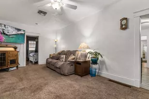 1106 E 3rd St, Pueblo, CO 81001 - Photo 8