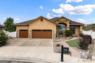 1814 Aquila Dr, Pueblo, CO 81008 - Photo 2