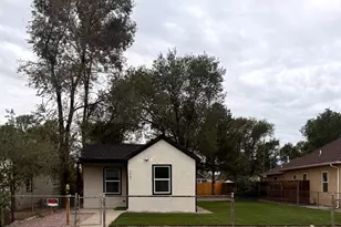 1537 Cypress St, Pueblo, CO 81004 - Photo 2