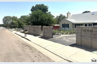 1518 E Beech St, Pueblo, CO 81001 - Photo 2