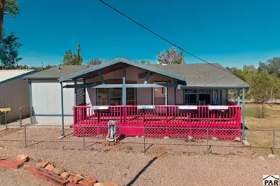 620 W 2nd St, Walsenburg, CO 81089 - Photo 2