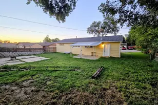 60 Loch Lomond Ln, Pueblo, CO 81001 - Photo 38