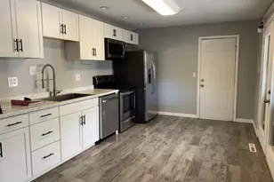 122 Deauville Ln, Pueblo, CO 81005 - Photo 4