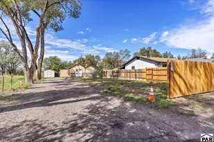 2831 Cedar St, Pueblo, CO 81004 - Photo 4