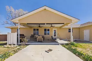 1079 Lynn Dr, Pueblo, CO 81006 - Photo 38