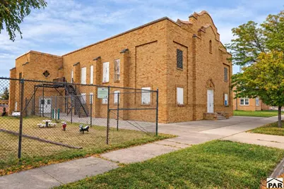 201 E 5th St, Walsenburg, CO 81089 - Photo 8
