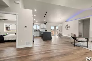 611 E Fredonia Dr, Pueblo West, CO 81007 - Photo 2