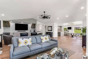 2 Country Club Village, Pueblo, CO 81008 - Photo 14