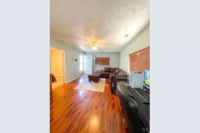 1322 Lincoln Ave, La Junta, CO 81050 - Photo 6