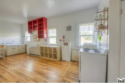300 E 5th St, Walsenburg, CO 81089 - Photo 2