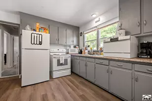 1213 Horseshoe Dr, Pueblo, CO 81001 - Photo 8