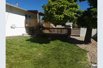23 Wheatridge Dr, Pueblo, CO 81005 - Photo 6