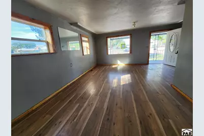 1402 E Ash St, Pueblo, CO 81001 - Photo 2