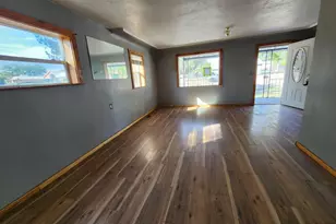 1402 E Ash St, Pueblo, CO 81001 - Photo 2