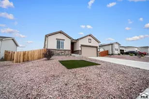 2209 Sunrise Ln, Pueblo, CO 81008 - Photo 2