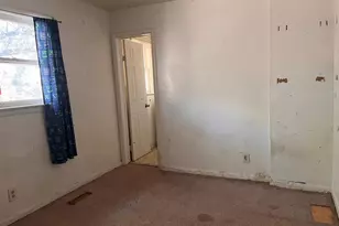 2202 E 13th St, Pueblo, CO 81001 - Photo 8