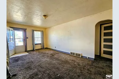 1810 E 10th St, Pueblo, CO 81001 - Photo 2