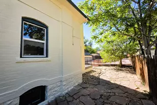 2019 N Elizabeth St, Pueblo, CO 81003 - Photo 2