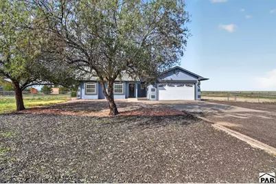 49 E Lyons Dr, Pueblo West, CO 81007 - Photo 12