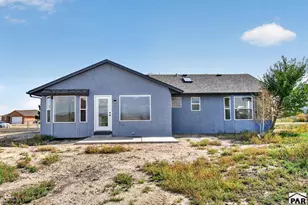 49 E Lyons Dr, Pueblo West, CO 81007 - Photo 10
