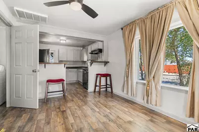 2101 W 15th St, Pueblo, CO 81003 - Photo 6