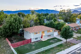 2262 Pear St, Canon City, CO 81212 - Photo 2