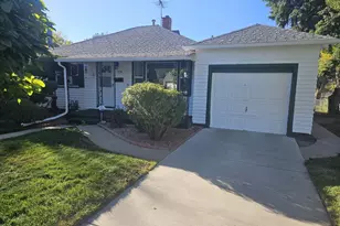 930 W 17th St, Pueblo, CO 81003 - Photo 2