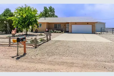 403 N Desert Cove Dr, Pueblo West, CO 81007 - Photo 2