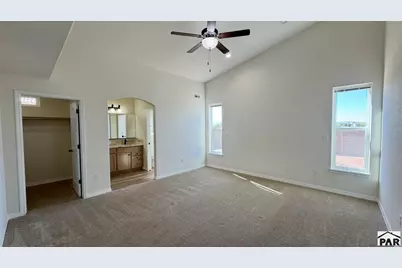 805 Thorncrest Dr, Pueblo, CO 81005 - Photo 14