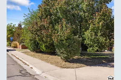 2037 Cedar St, Pueblo, CO 81004 - Photo 4
