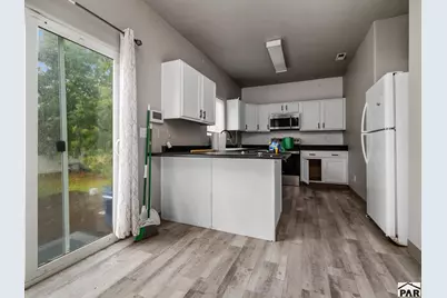 2117 Toronto St, Pueblo, CO 81004 - Photo 4