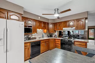 2106 Chautard Dr, Pueblo, CO 81005 - Photo 10