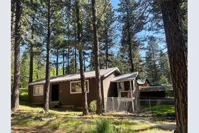 302 Mountain View Road #2, Calpine, CA 96124 - Photo 4