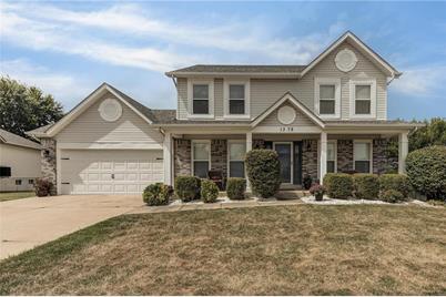 1378 Apple Valley Drive - Photo 1