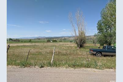 23720 N 11600 E - Photo 1