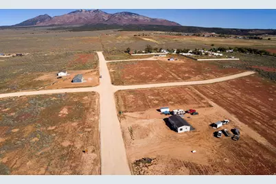 17 Dean Ct #2, La Sal, UT 84530 - Photo 2