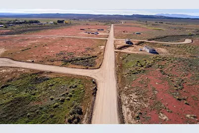 16 Dean Ct #6, La Sal, UT 84530 - Photo 8