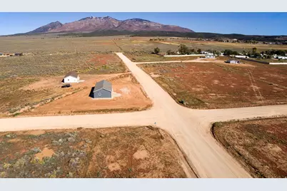 16 Dean Ct #6, La Sal, UT 84530 - Photo 6