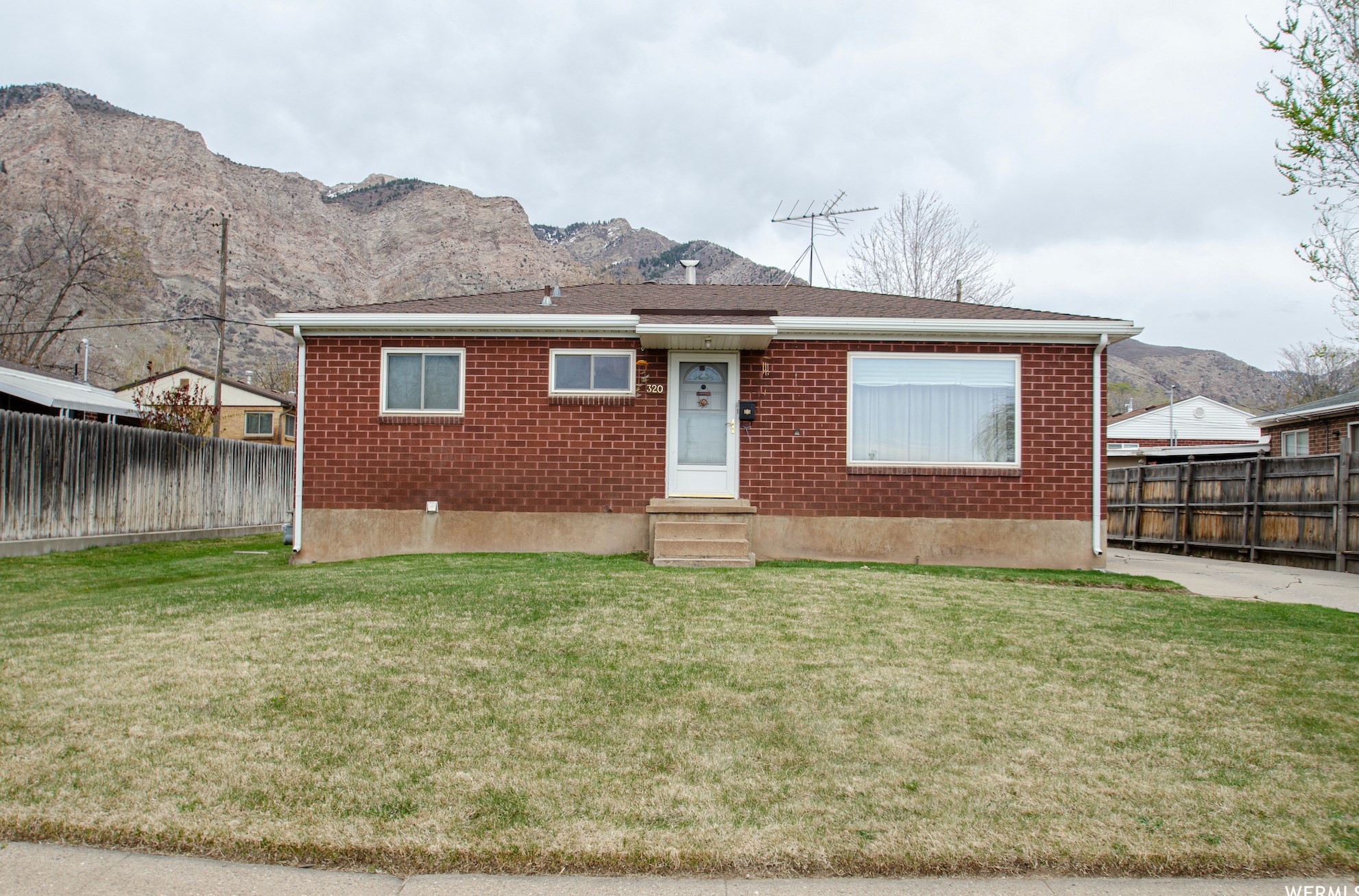 320 Jackson Ave, Ogden, UT 84404-4523