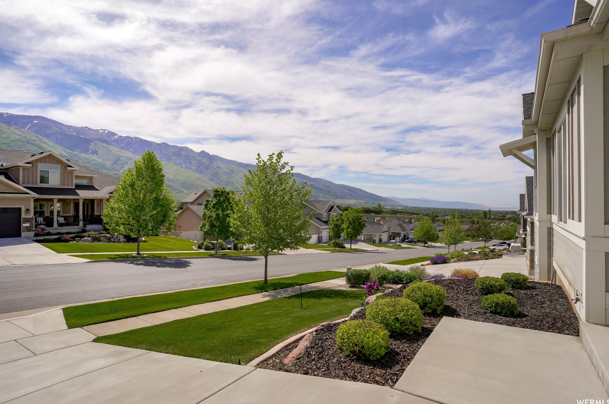 3359 Redshoulder Dr, Layton, UT 84040-4914